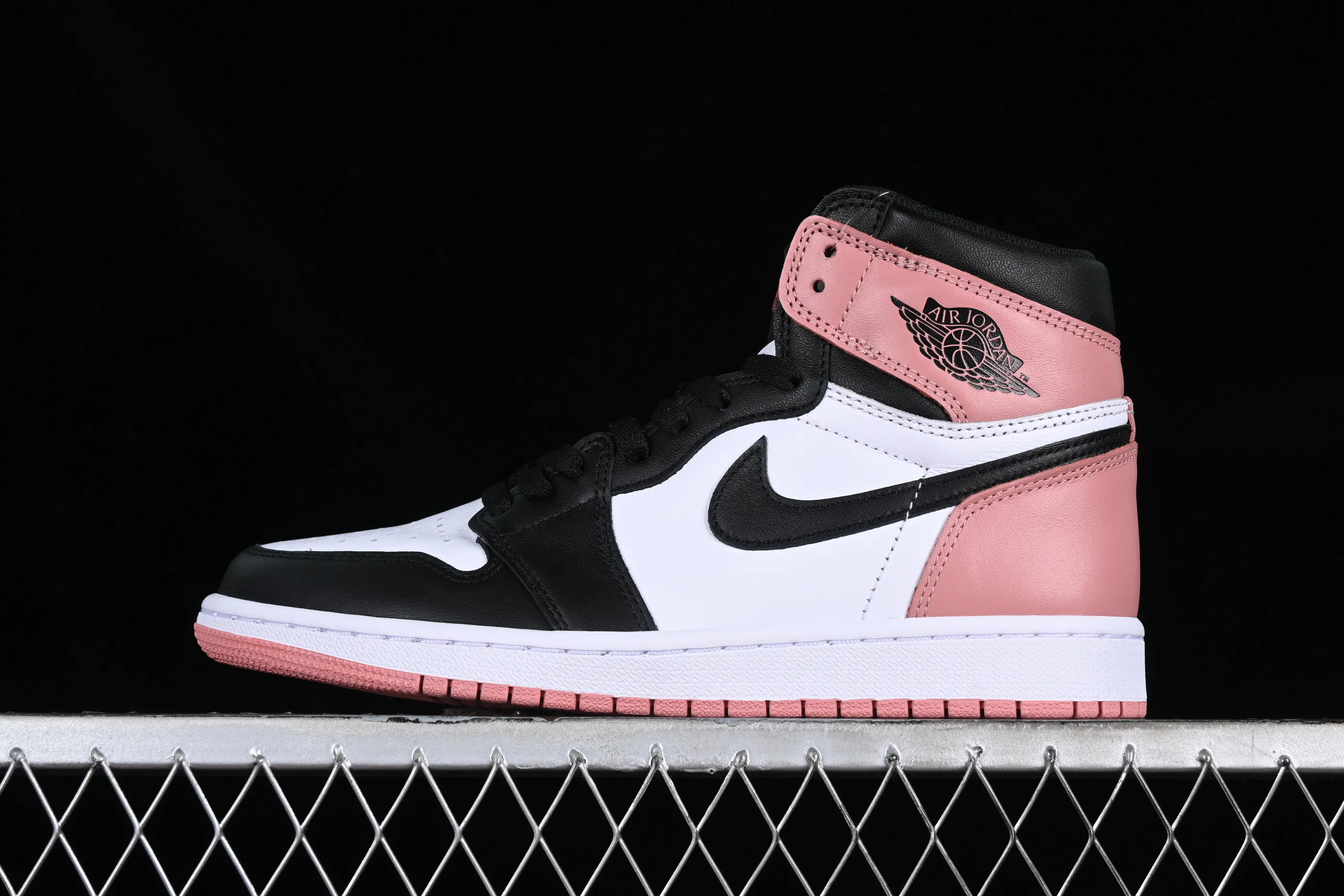 All categories Air Jordan Jordan series basketball shoes Air Jordan 1 High GX foreign trade version Air Jordan 1 Retro High OG "Rust Pink" AJ1 Joe 1 light pink 861428-101